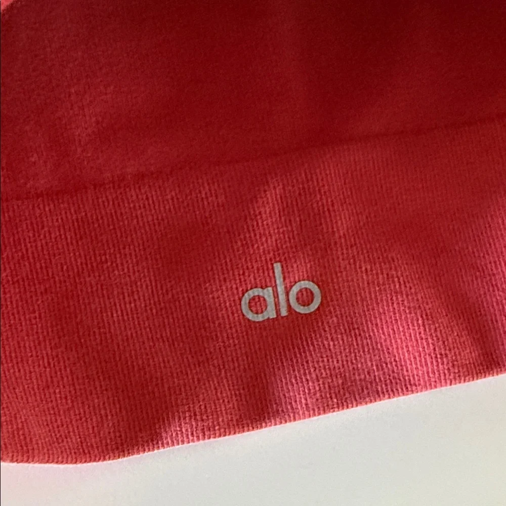 ALO Yoga Vibrant Pink Tank Top - Picture 3 of 5